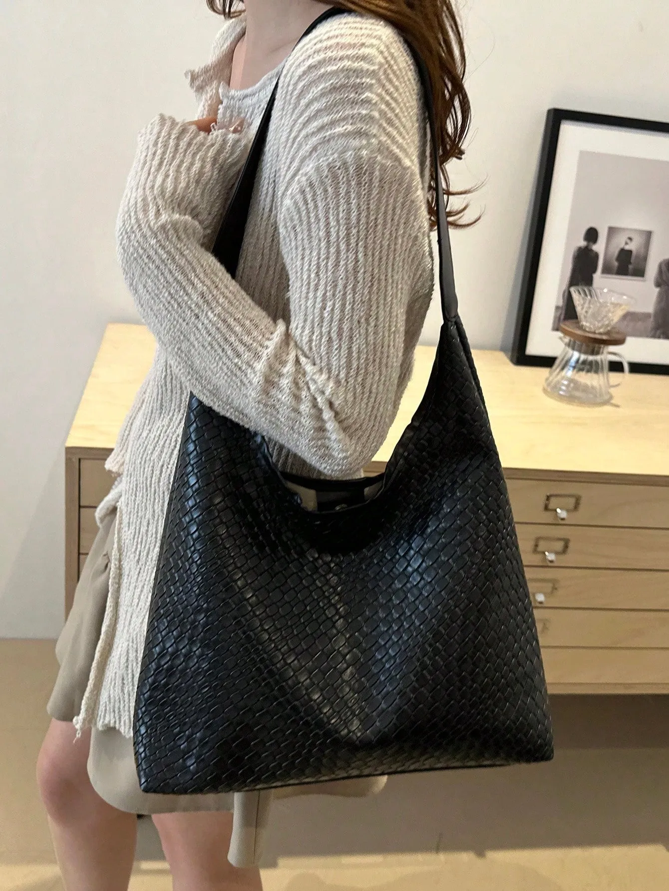 2pcs Trendy Solid Color Commuting Woven Tote Bag