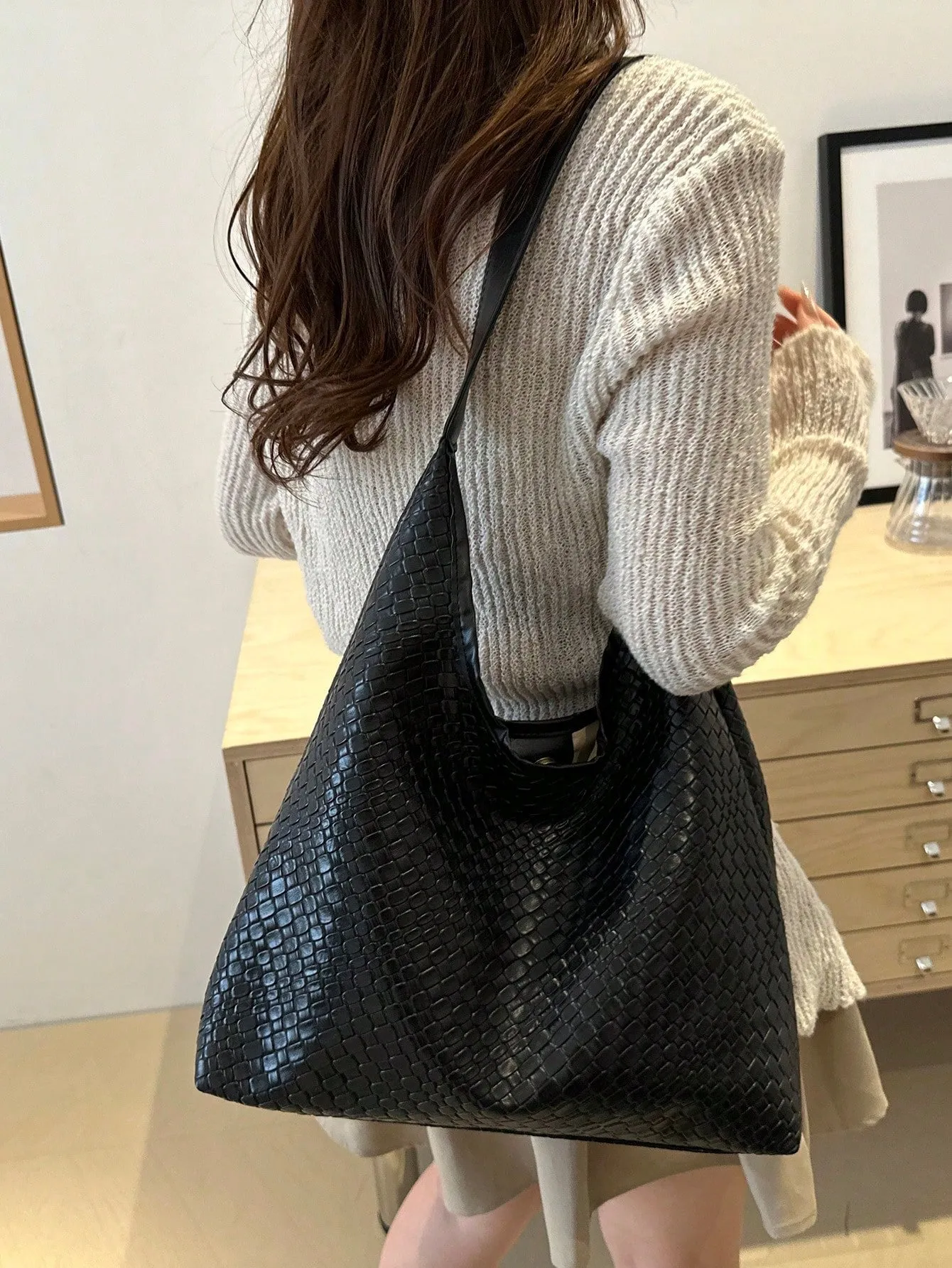 2pcs Trendy Solid Color Commuting Woven Tote Bag