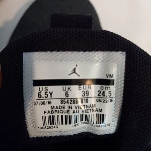 Air Jordan Impact Trainer Youth 6.5Y Low Black/Dark Grey Sneakers Very Nice