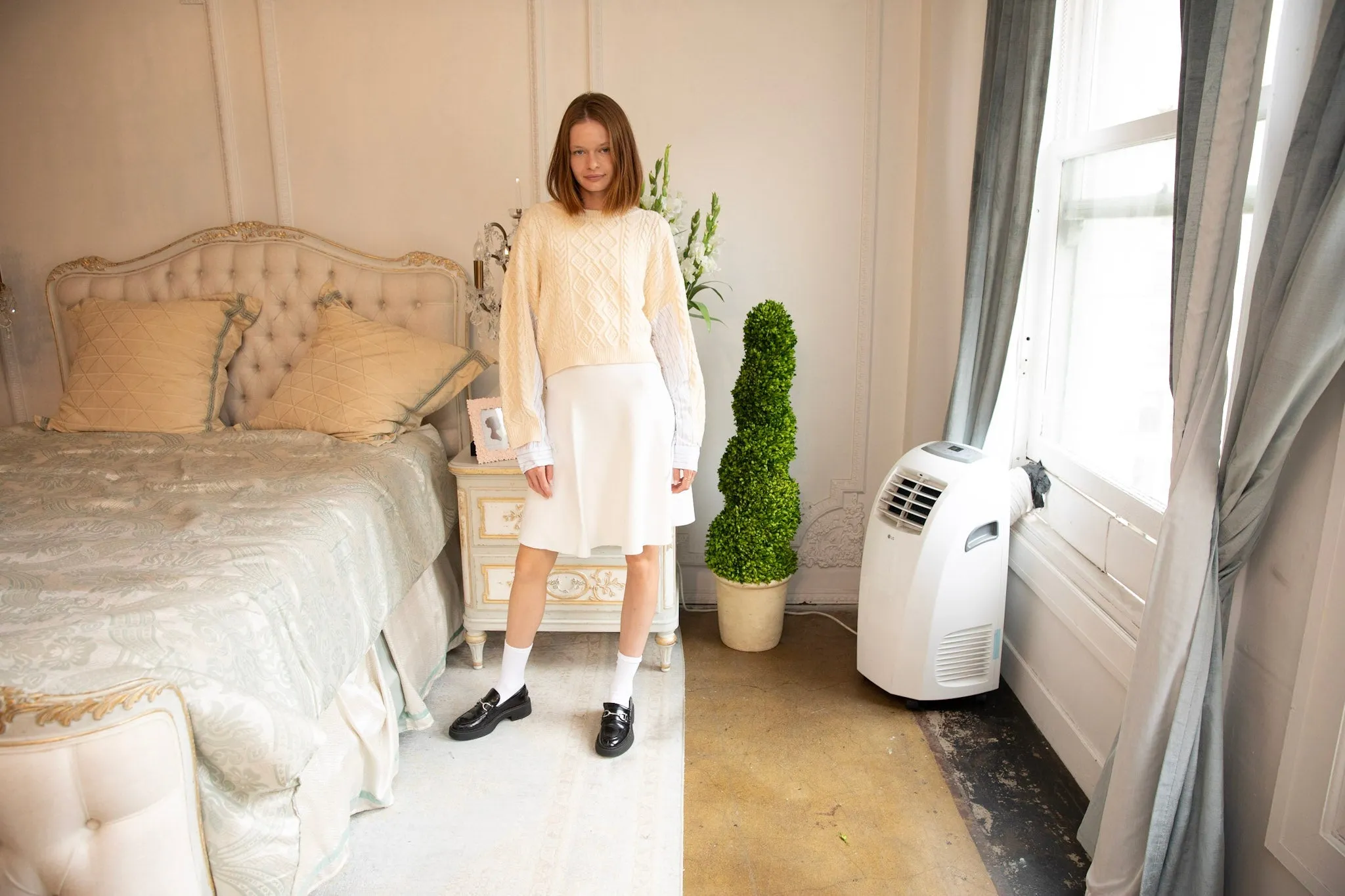 AMAZING  MM SKIRT - WINTER WHITE From Mia Mod