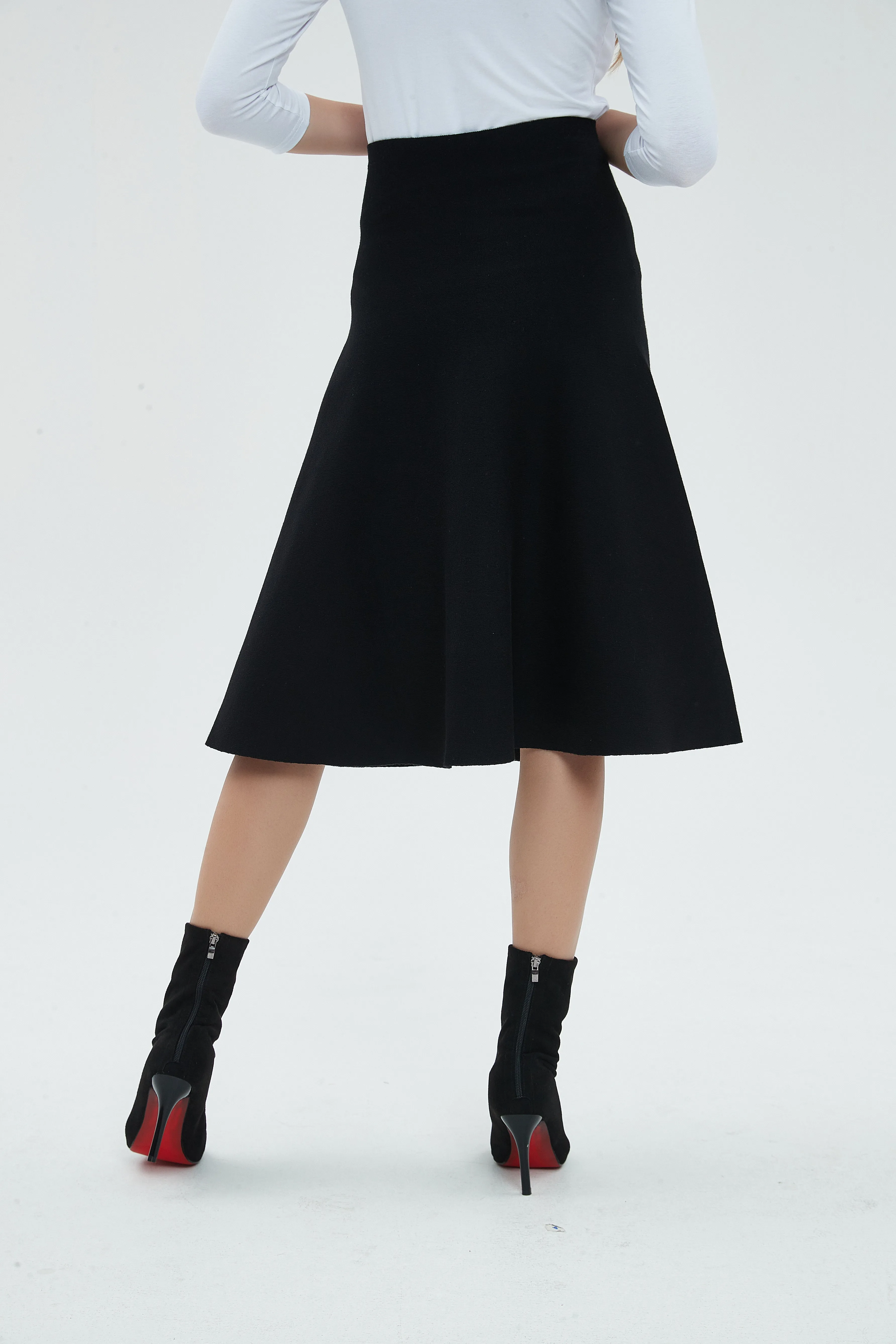AMAZING MM SKIRT - YEAR ROUND BLACK From Mia Mod