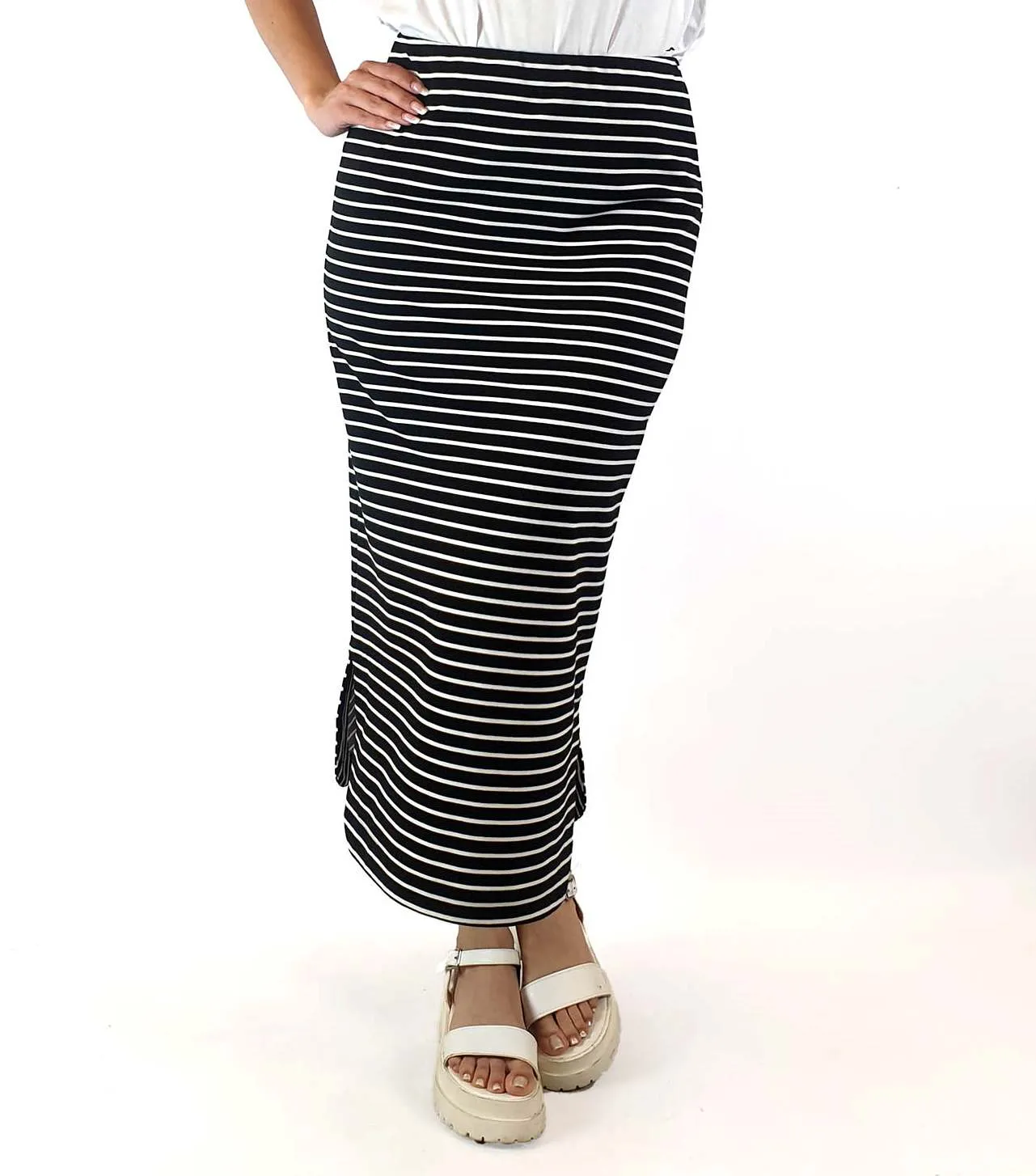 Apha 60 black and white striped stretchy pencil skirt size S