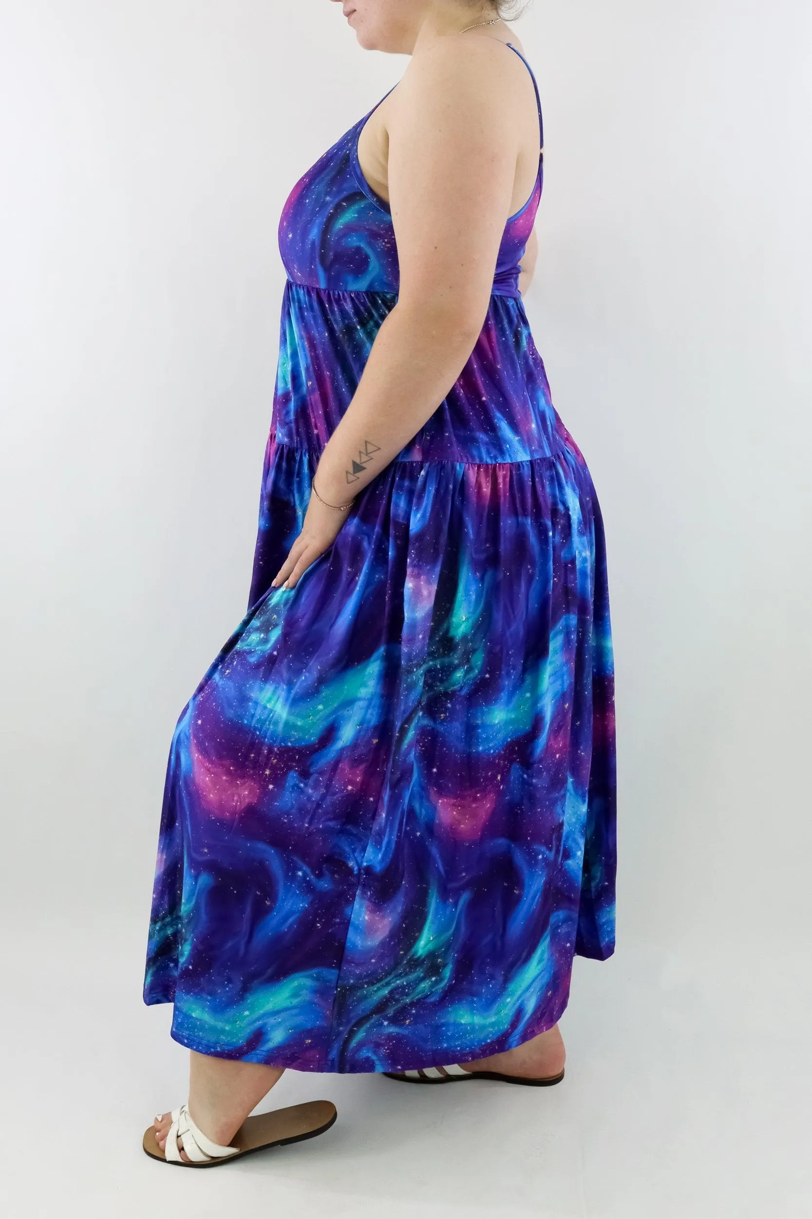 Aurora Sky - Strappy Maxi Dress - Pockets