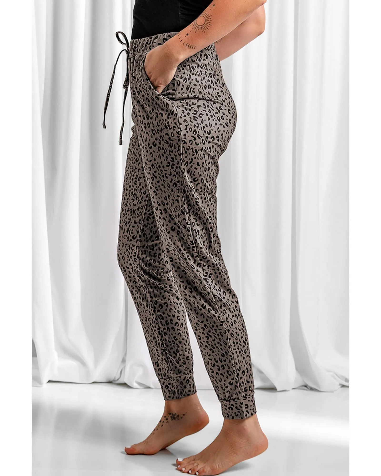 Azura Exchange Leopard Print Joggers - M