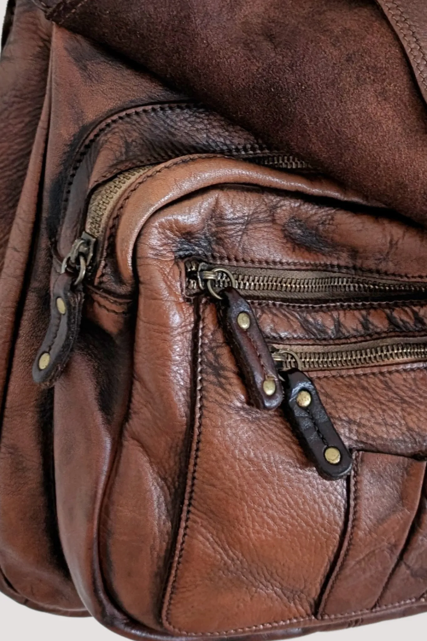 BAYSIDE84 Crossbody Saddle Bag - Cigar Brown - Canada
