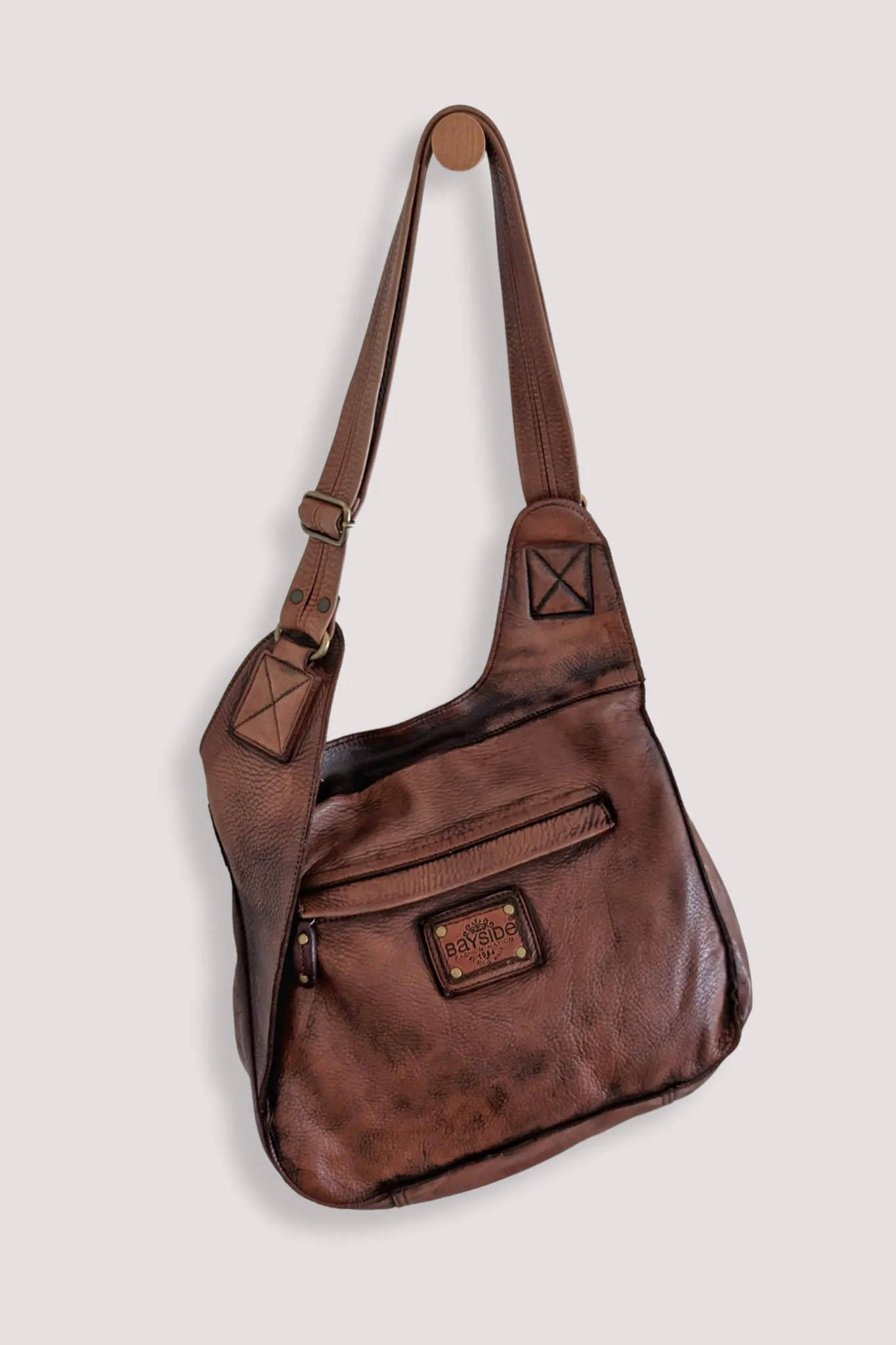 BAYSIDE84 Crossbody Saddle Bag - Cigar Brown - Canada