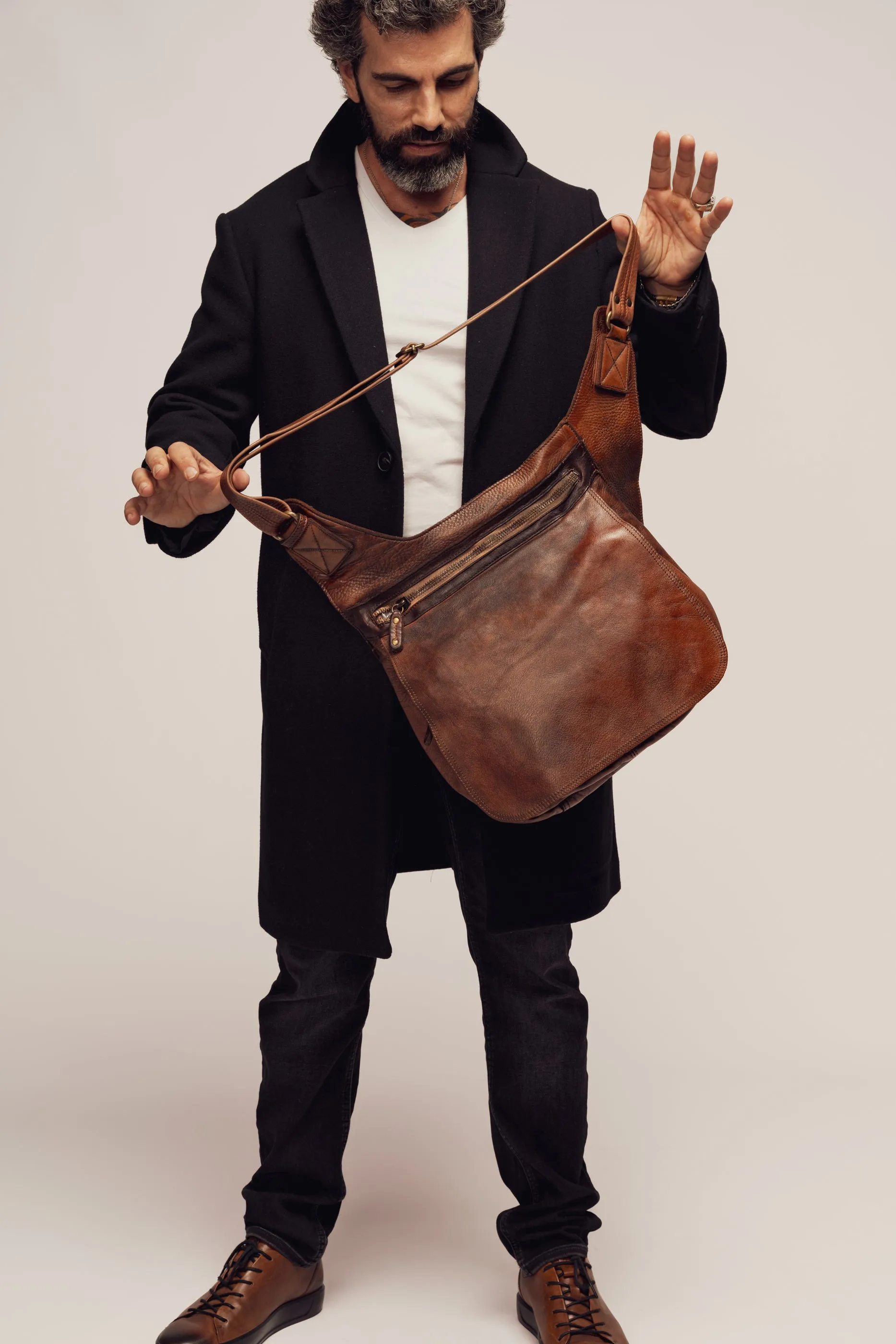 BAYSIDE84 Crossbody Saddle Bag - Cigar Brown - Canada
