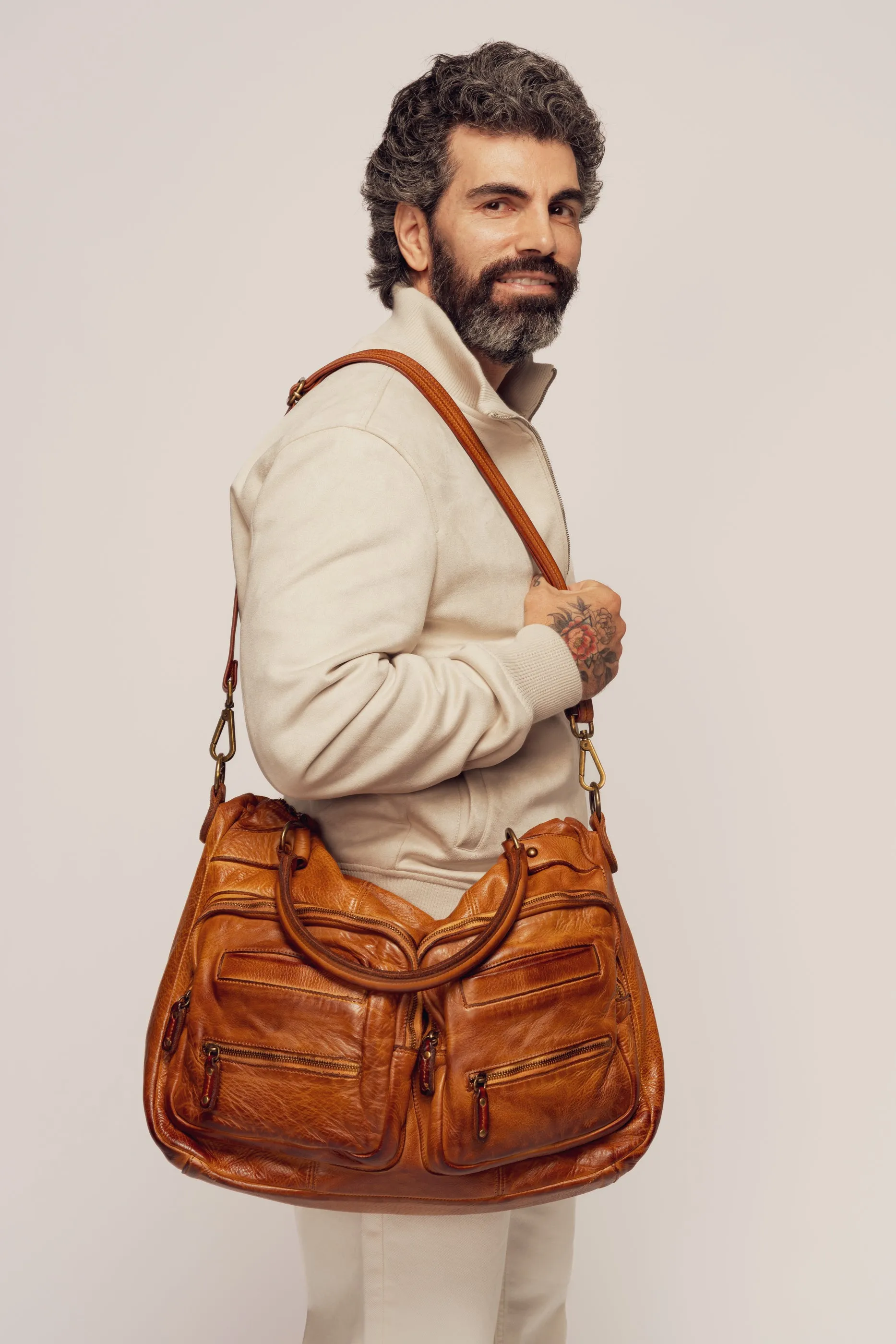BAYSIDE84 XL Multipocket Tote & Crossbody - Cognac mens