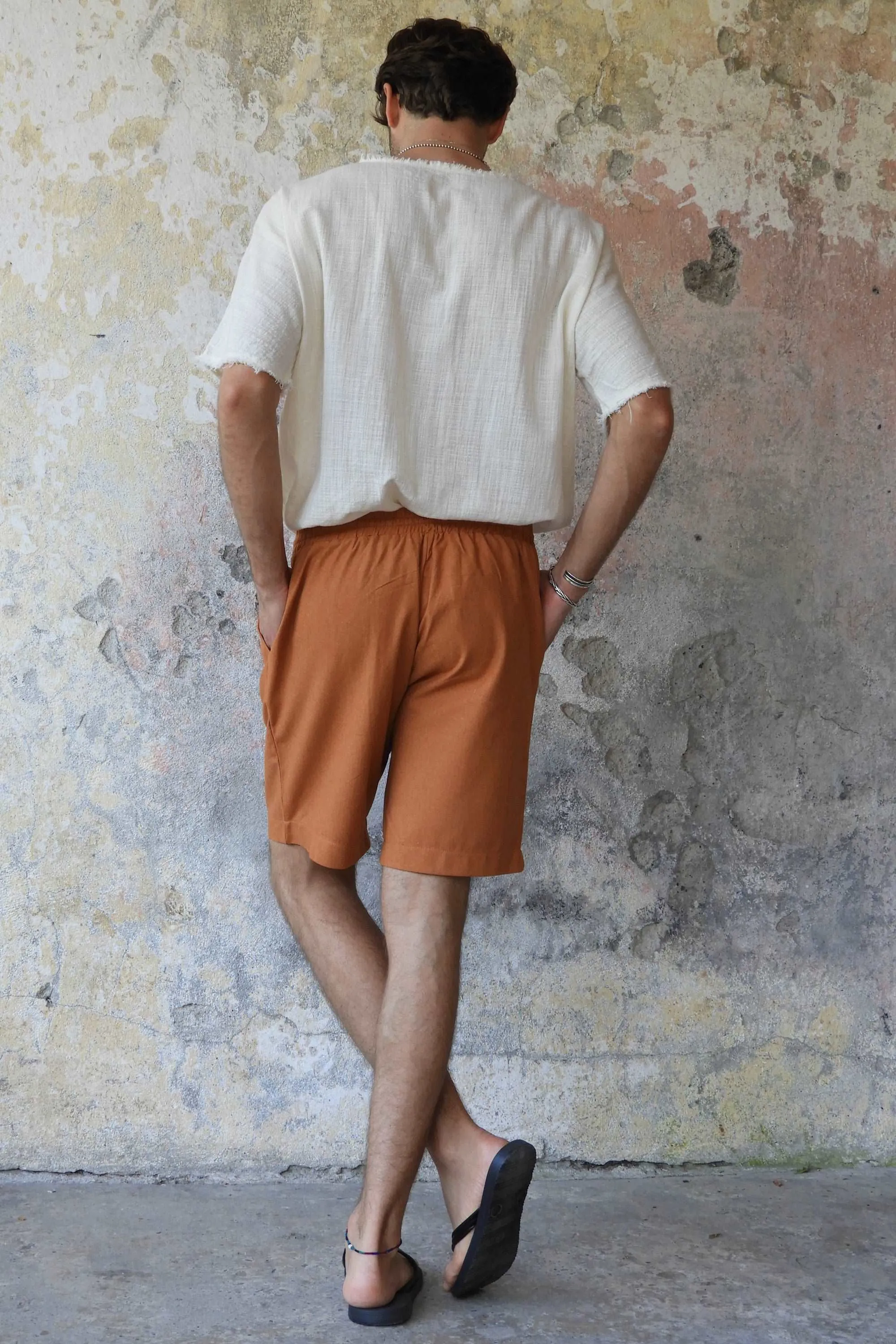 BOREAS Linen Blend Shorts Man (Indigo Blue, Windsor Tan)