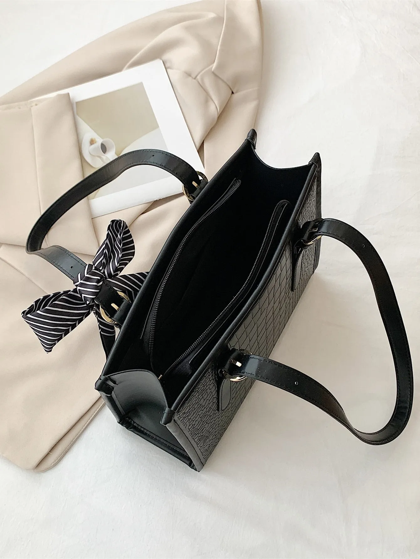 Bow Decor Minimalist  Crocodile Pattern Shoulder Bag- FD ⚡