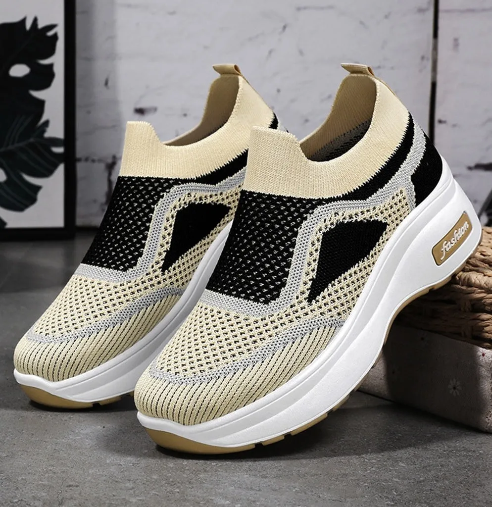 Casual Knitted Slip-On Sneakers Featuring Soft and Slip-Resistant Traction