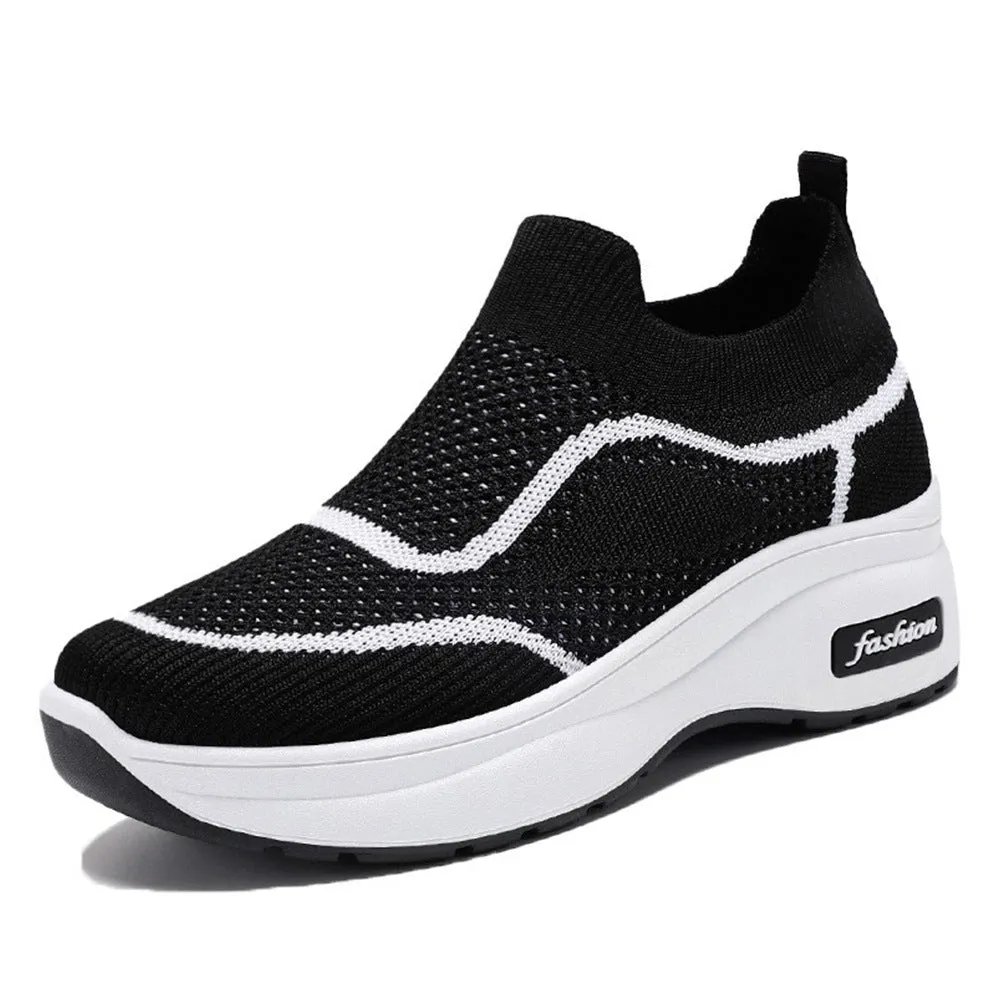 Casual Knitted Slip-On Sneakers Featuring Soft and Slip-Resistant Traction