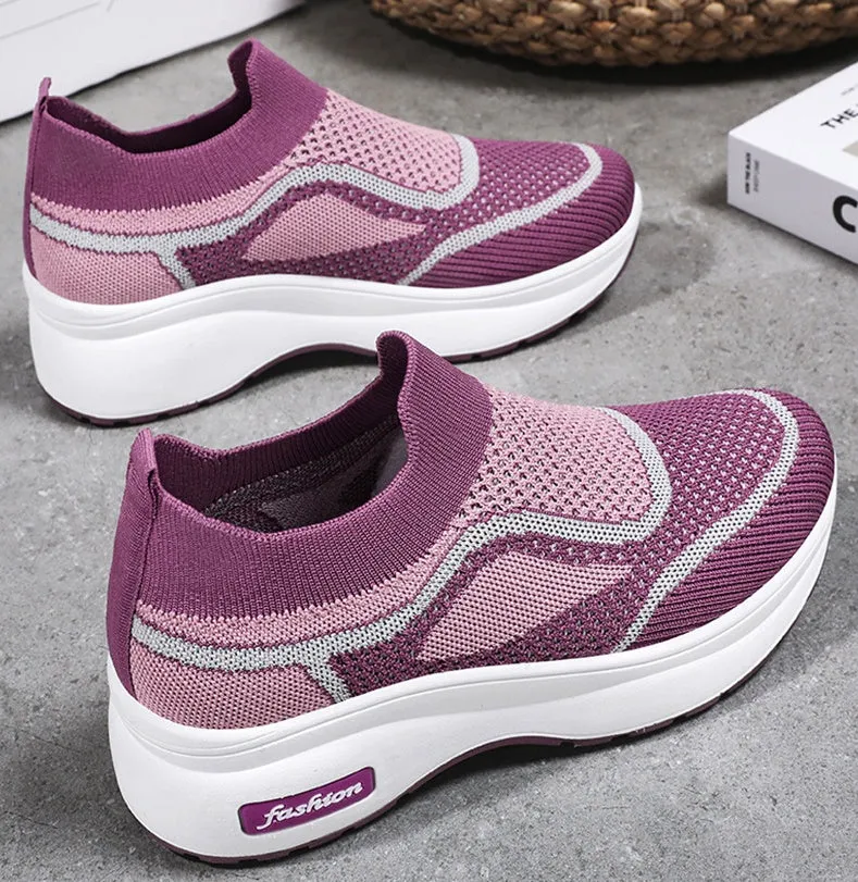 Casual Knitted Slip-On Sneakers Featuring Soft and Slip-Resistant Traction