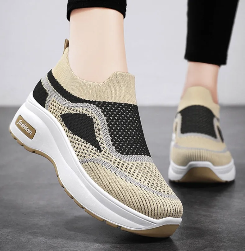 Casual Knitted Slip-On Sneakers Featuring Soft and Slip-Resistant Traction