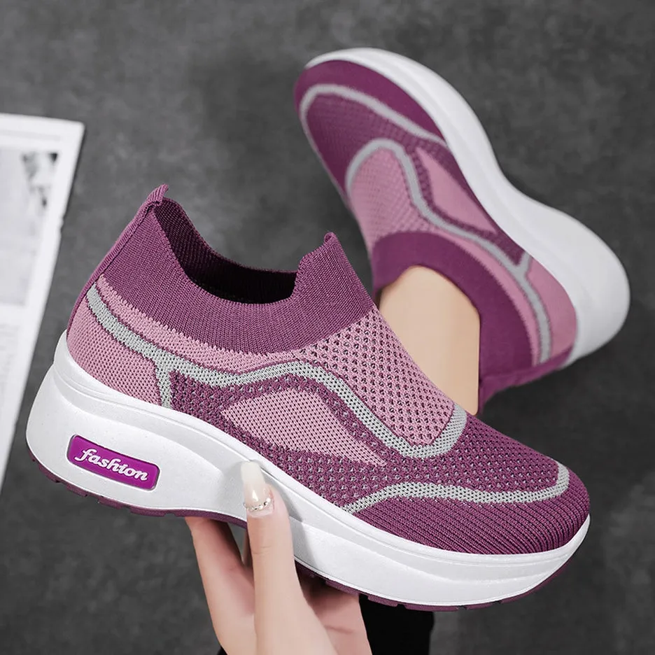 Casual Knitted Slip-On Sneakers Featuring Soft and Slip-Resistant Traction