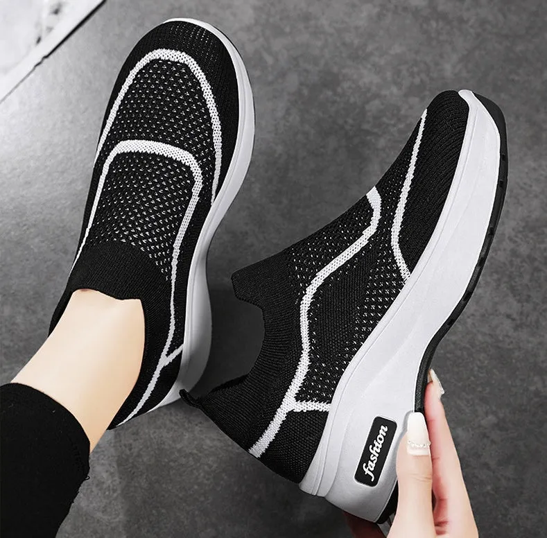 Casual Knitted Slip-On Sneakers Featuring Soft and Slip-Resistant Traction