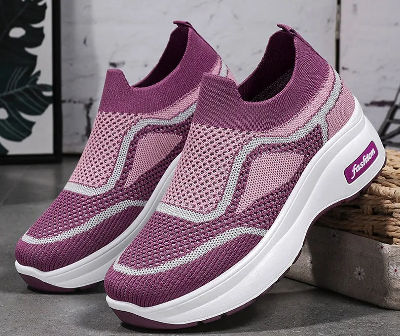 Casual Knitted Slip-On Sneakers Featuring Soft and Slip-Resistant Traction