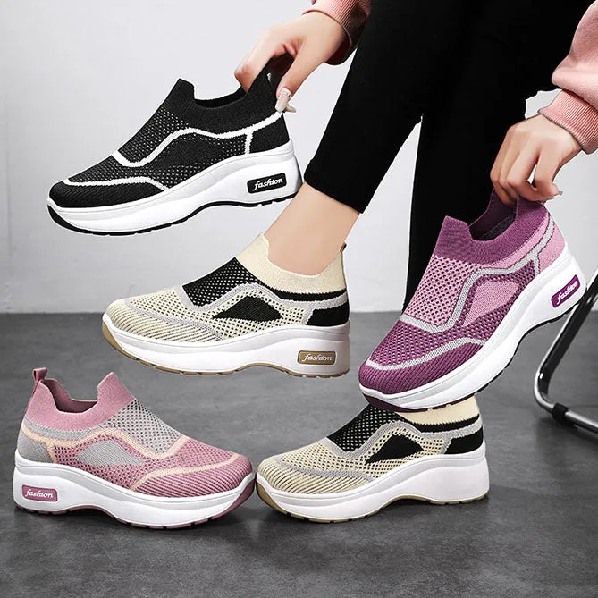Casual Knitted Slip-On Sneakers Featuring Soft and Slip-Resistant Traction
