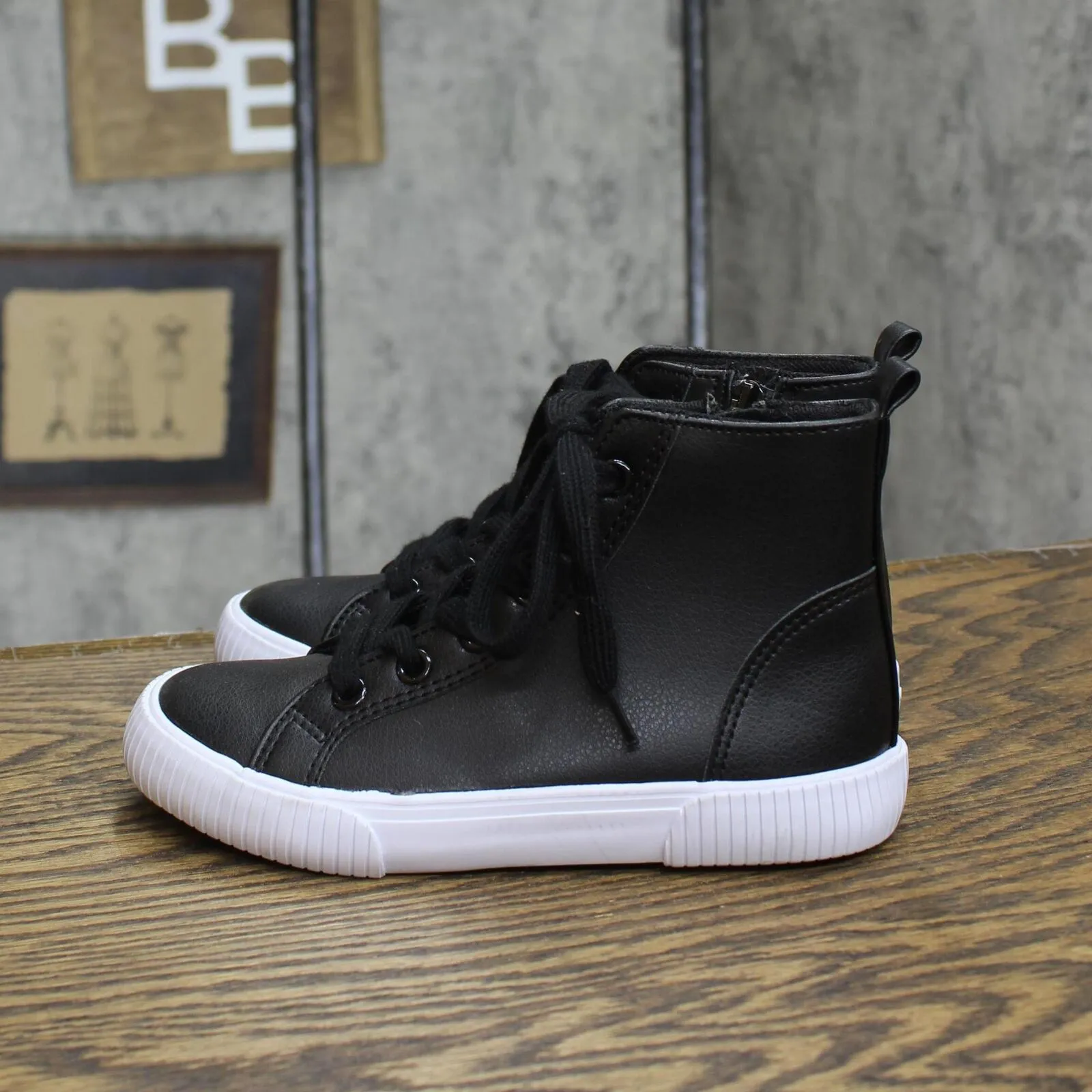 Cat & Jack Boys Youth Glenn High-Top Sneakers 87831385 Black 13