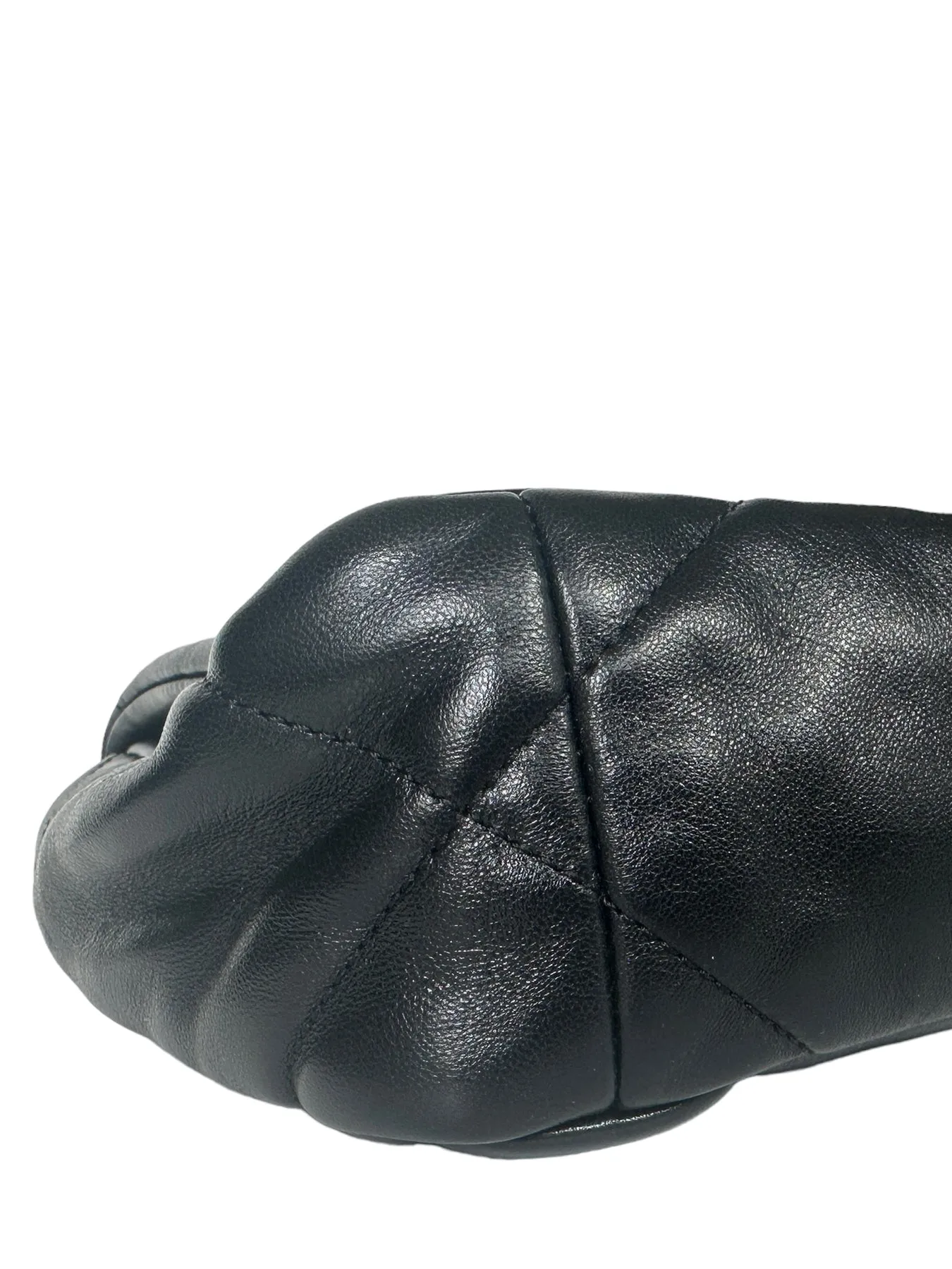 Chanel 2023 Black Lambskin Quilted Medium 19 Bag