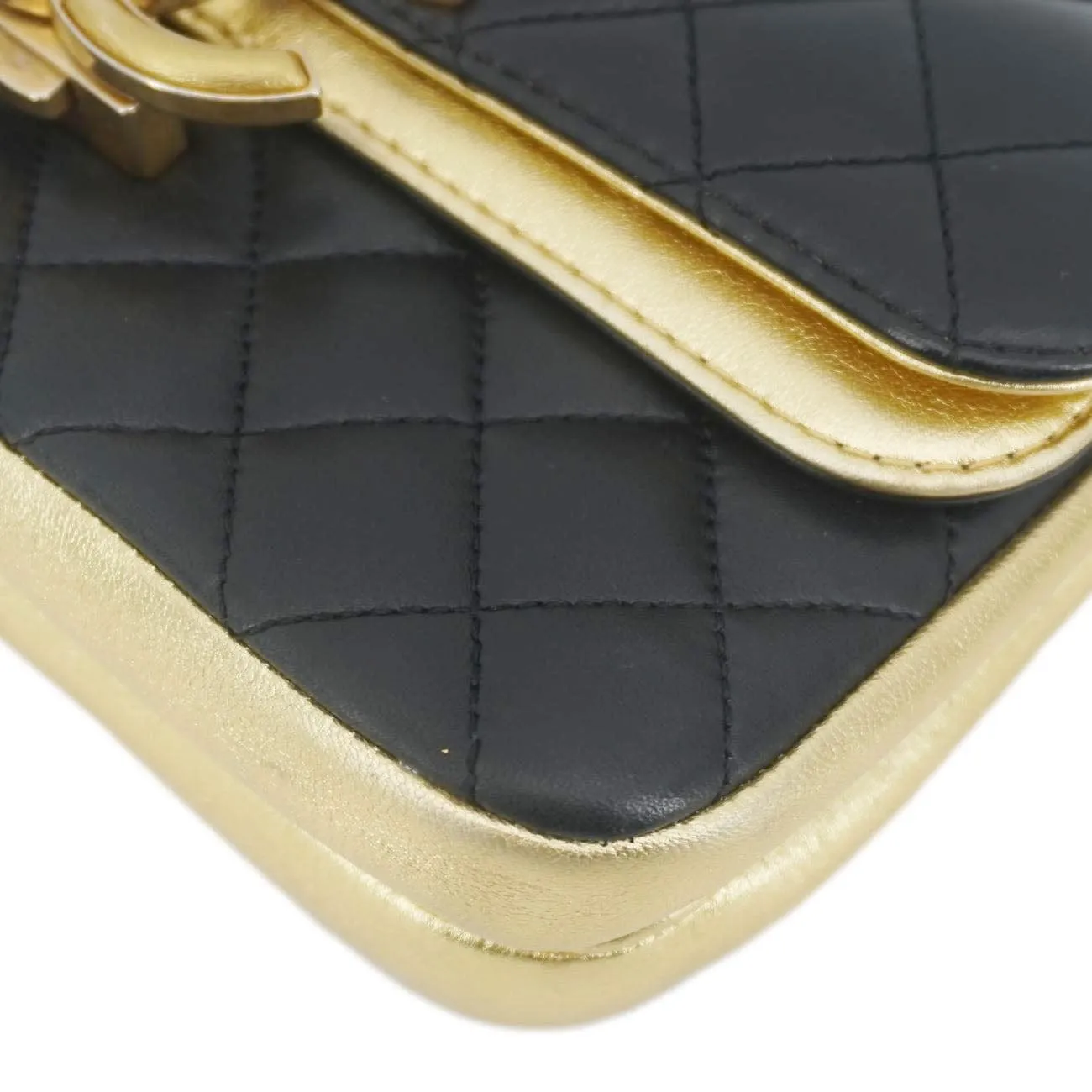 CHANEL CC Double Flap Quilted Leather Shoulder Bag Black