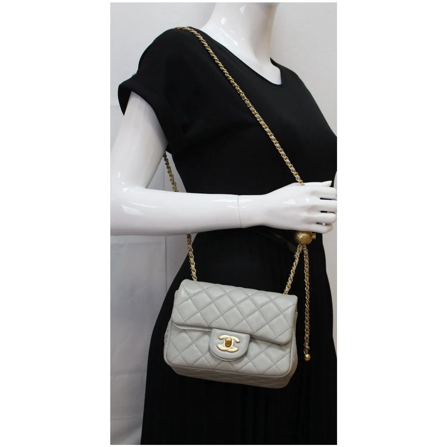 CHANEL CC Pearl Crush Mini Flap Quilted Lambskin Leather Shoulder Bag Light Grey