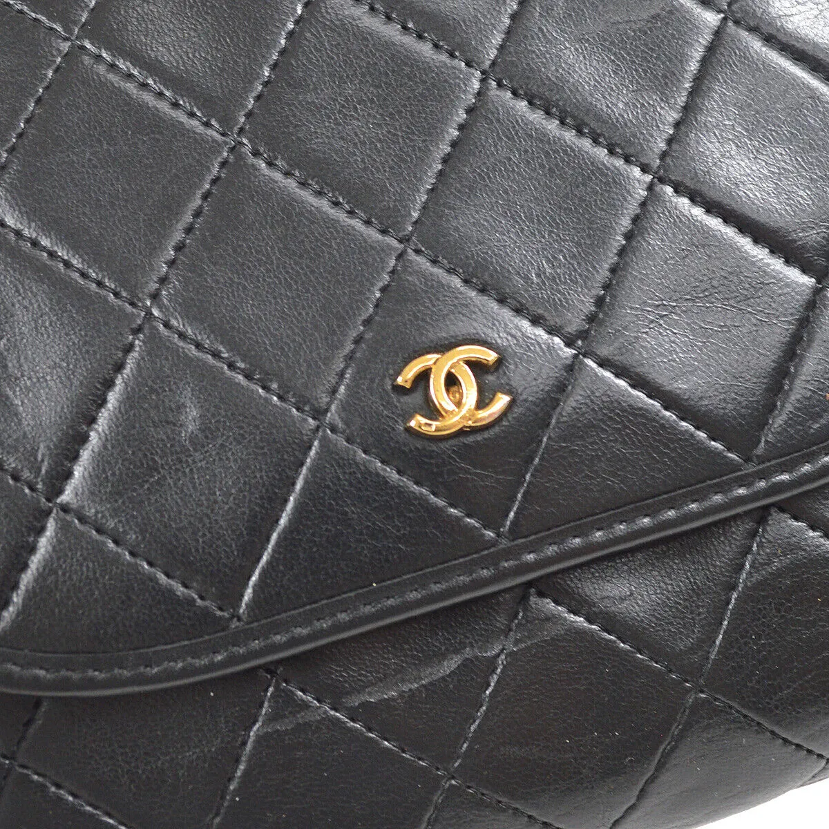 CHANEL Quilted CC Single Chain Shoulder Bag Purse Black Lambskin Vintage 80463
