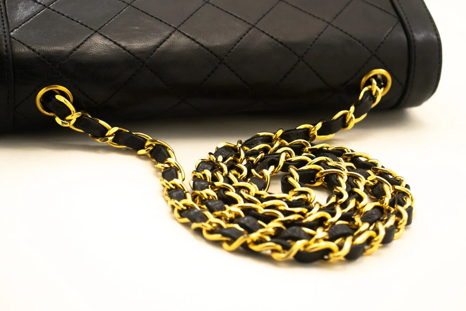 CHANEL Small Single Flap Chain Shoulder Bag Black Quilted Lambskin n03