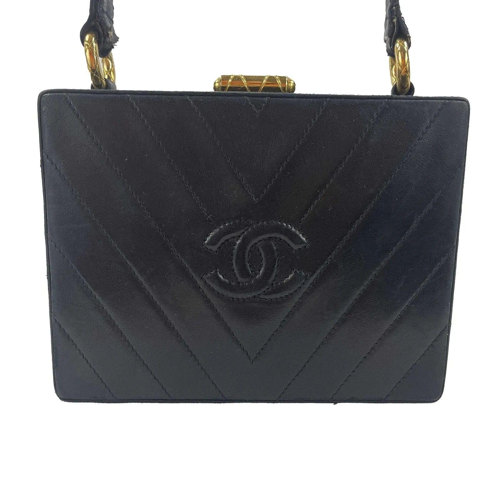 CHANEL - Vintage V-Stitched Black CC Leather Box Shoulder Bag / Crossbody
