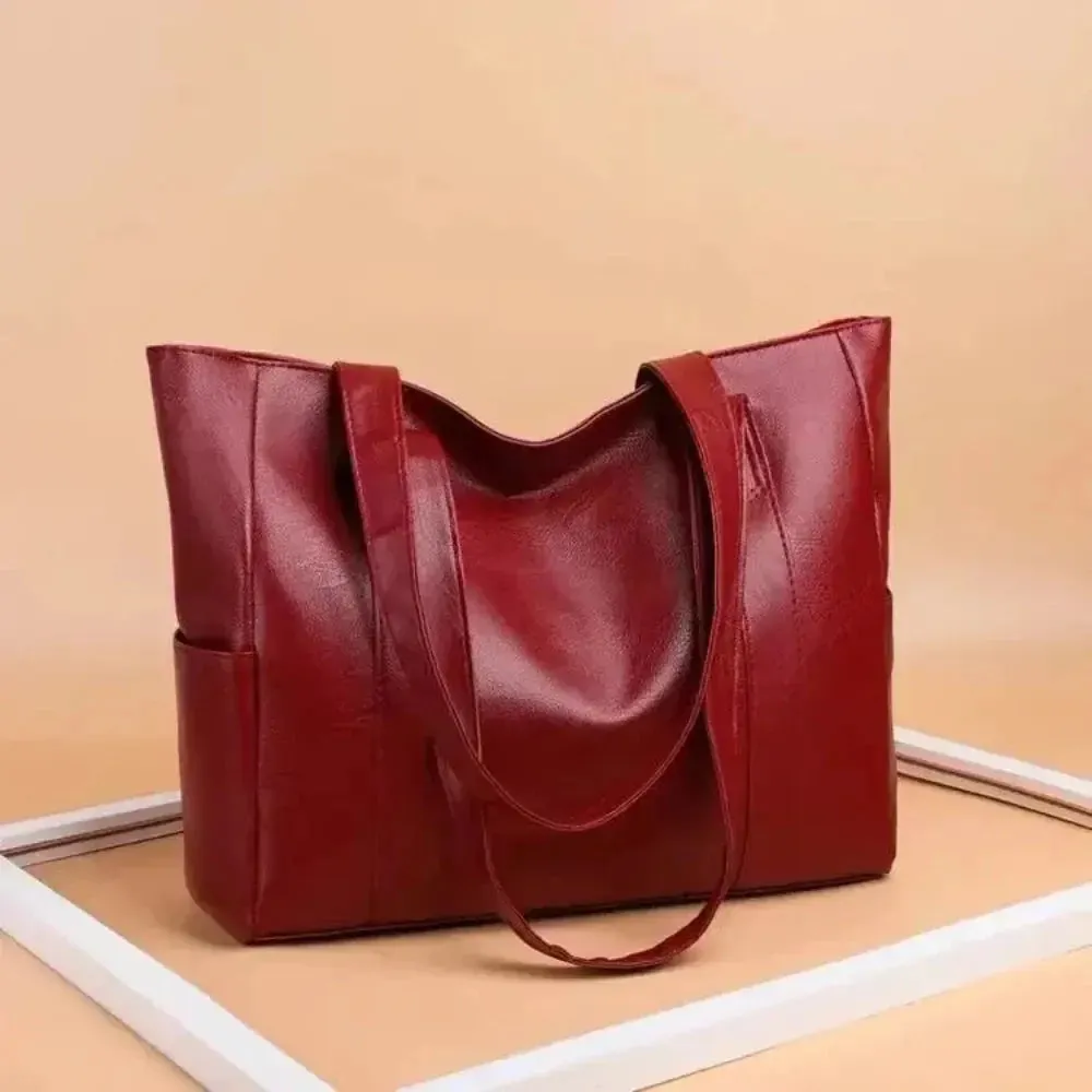 Claire’s Minimalist Luxe | Soft Shoulder Bag