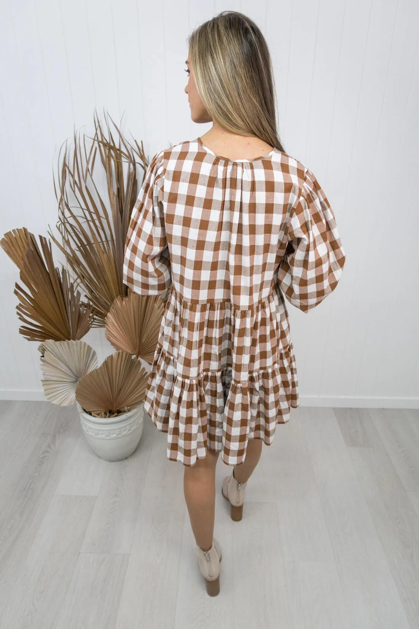 Clara Dress -Gingham tan/white