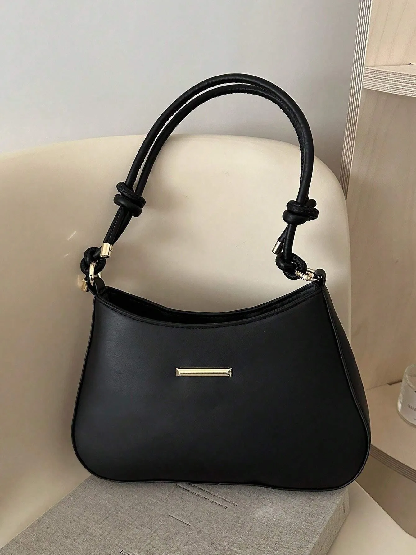 Color Block Simple Design Shoulder Bag - Black