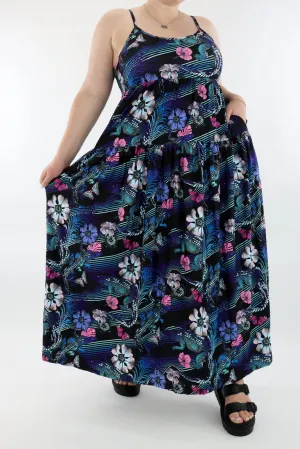 Crocodile Tropics - Strappy Maxi Dress - Pockets