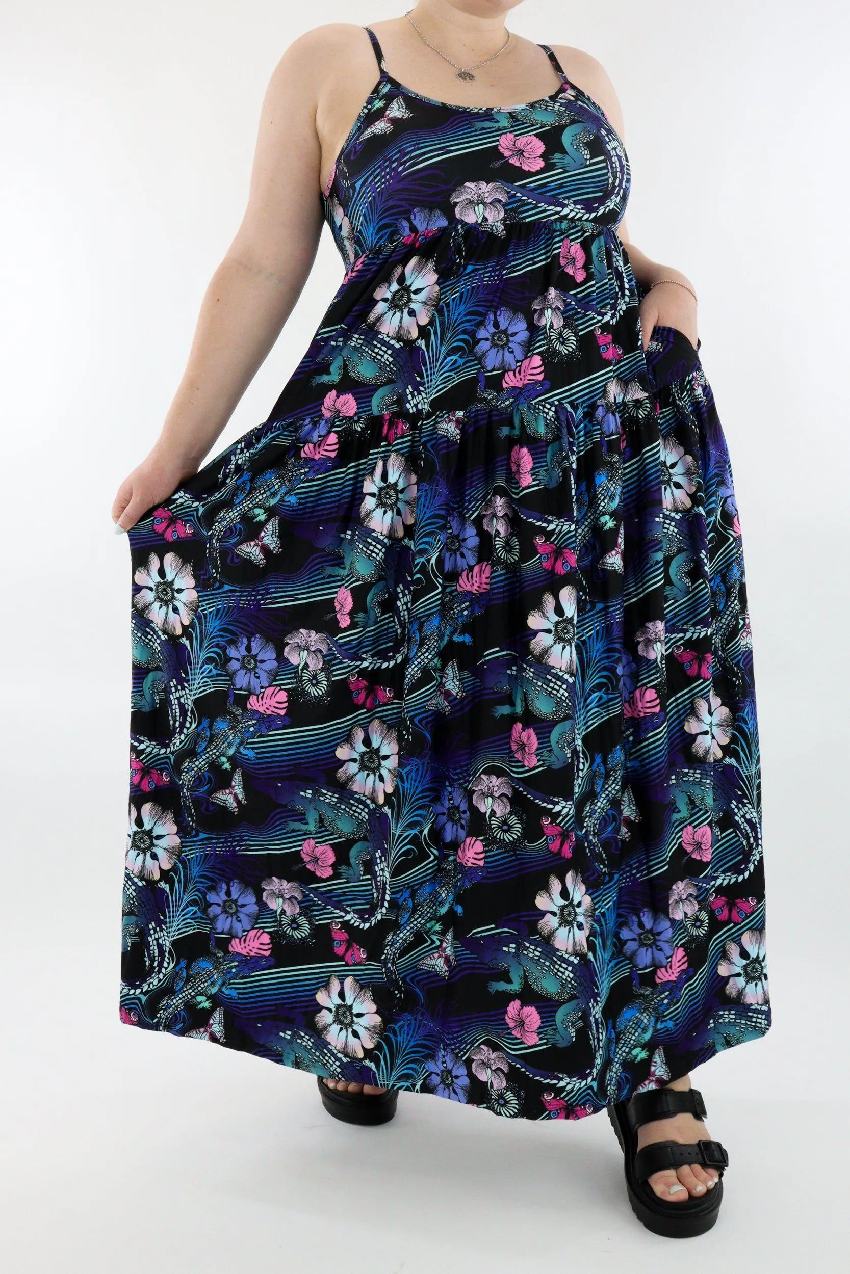 Crocodile Tropics - Strappy Maxi Dress - Pockets
