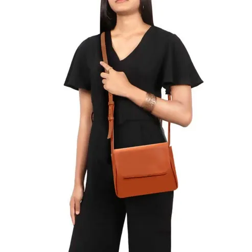 Elegant PU Leather Sling Bag – Classic & Versatile (Brown)