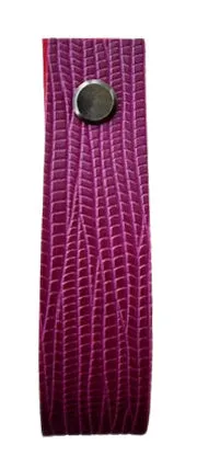 Embossed shawl cuffs in different sizes