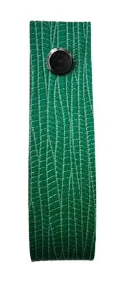 Embossed shawl cuffs in different sizes
