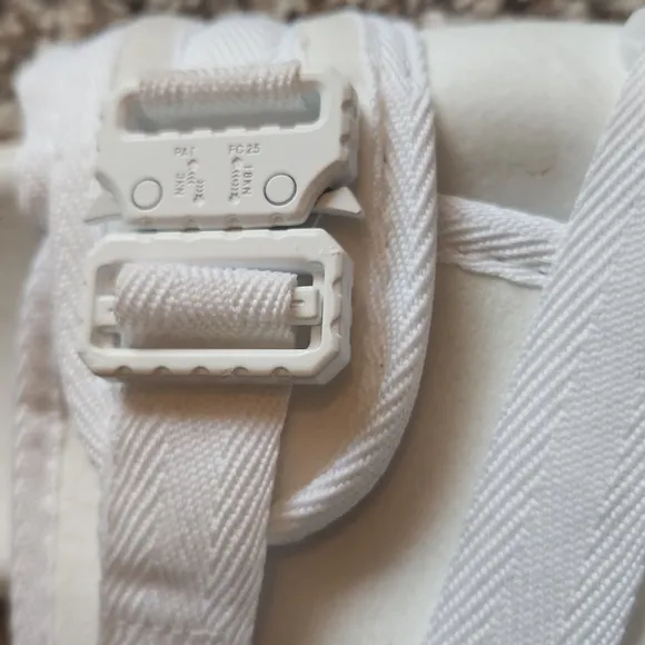 Ghost White Draco slides size 9-10