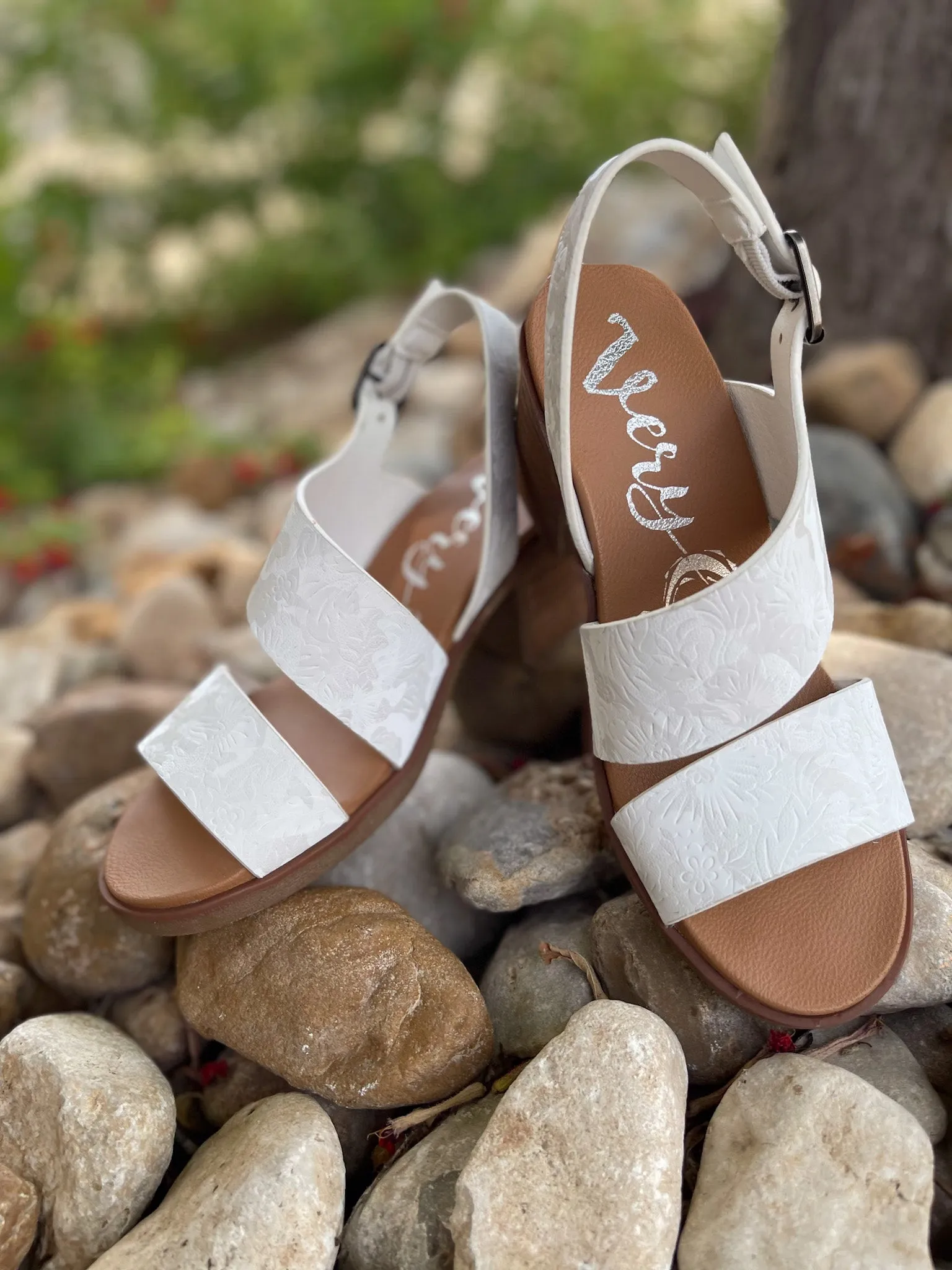 GJ Zarina || White