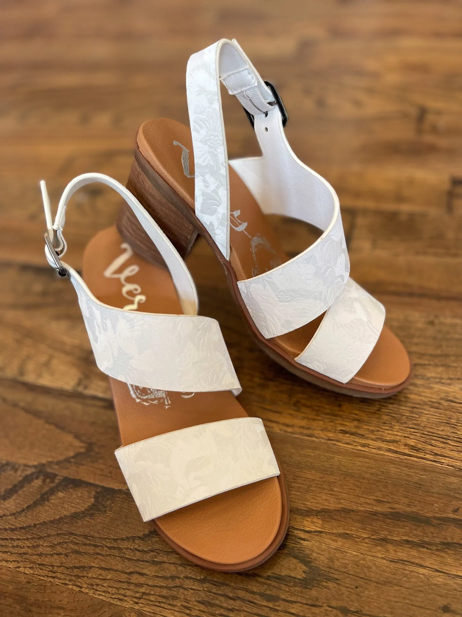 GJ Zarina || White
