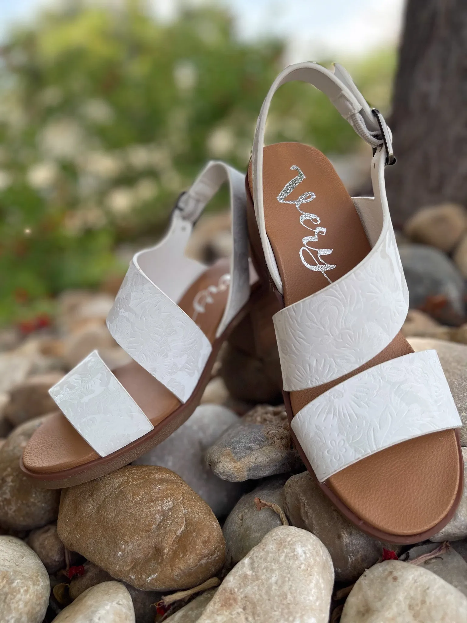GJ Zarina || White
