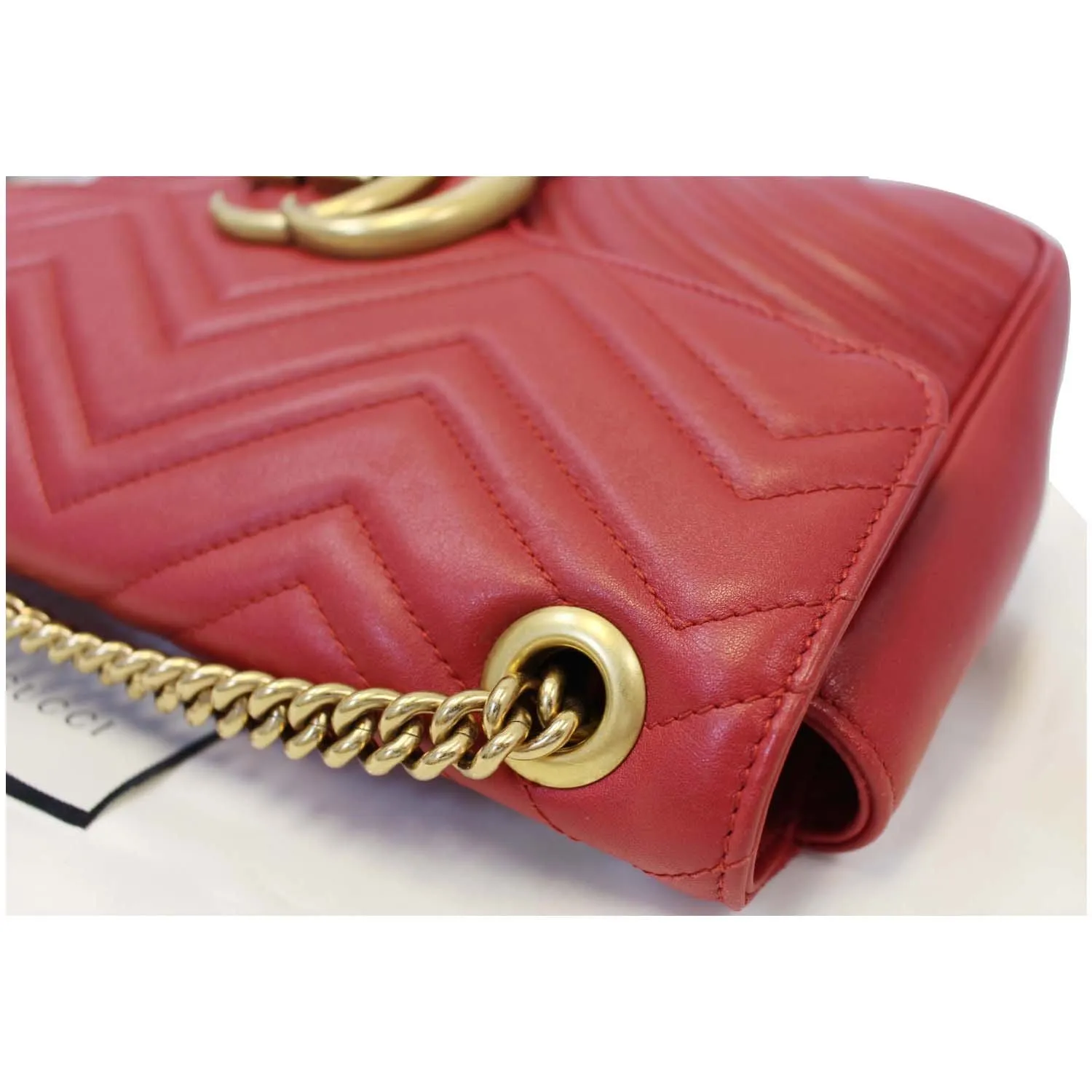 GUCCI GG Marmont Matelasse Red Leather Shoulder Bag