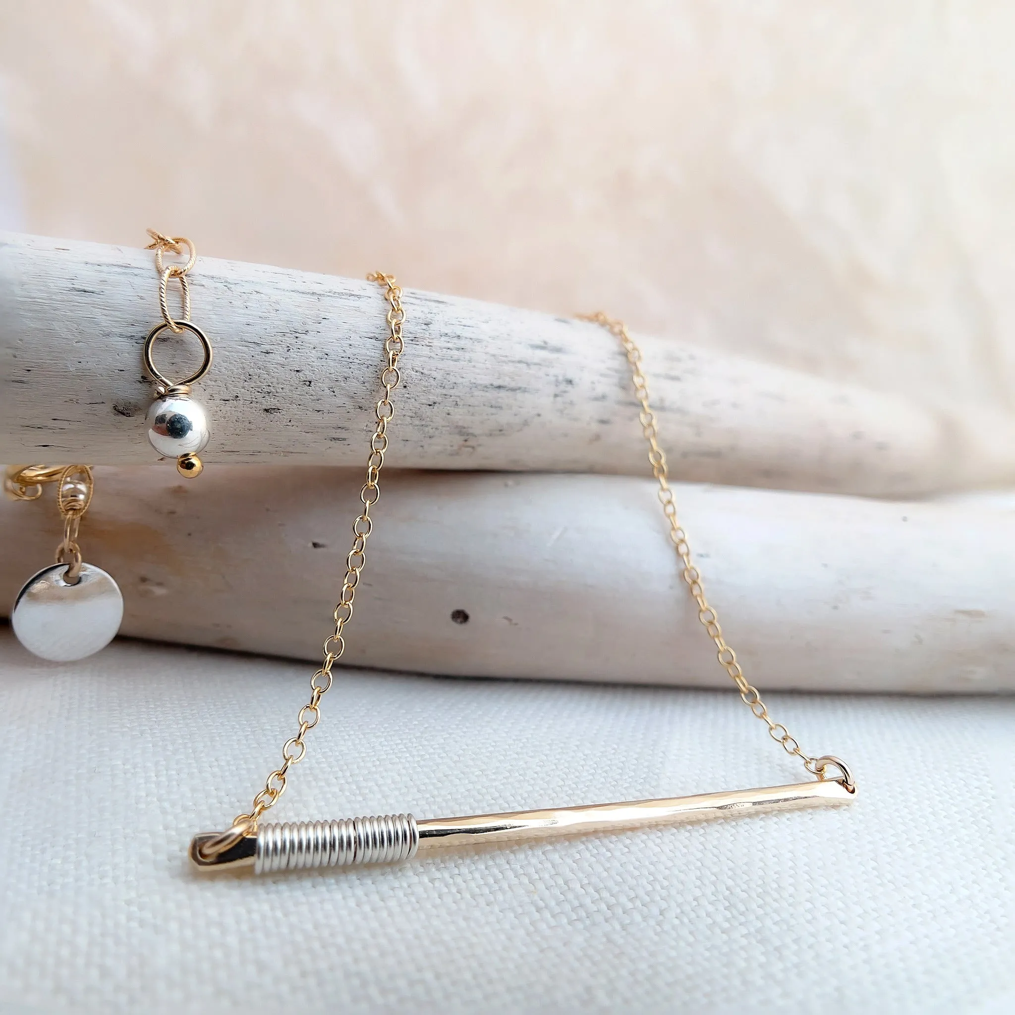 HELIX Bar Necklace