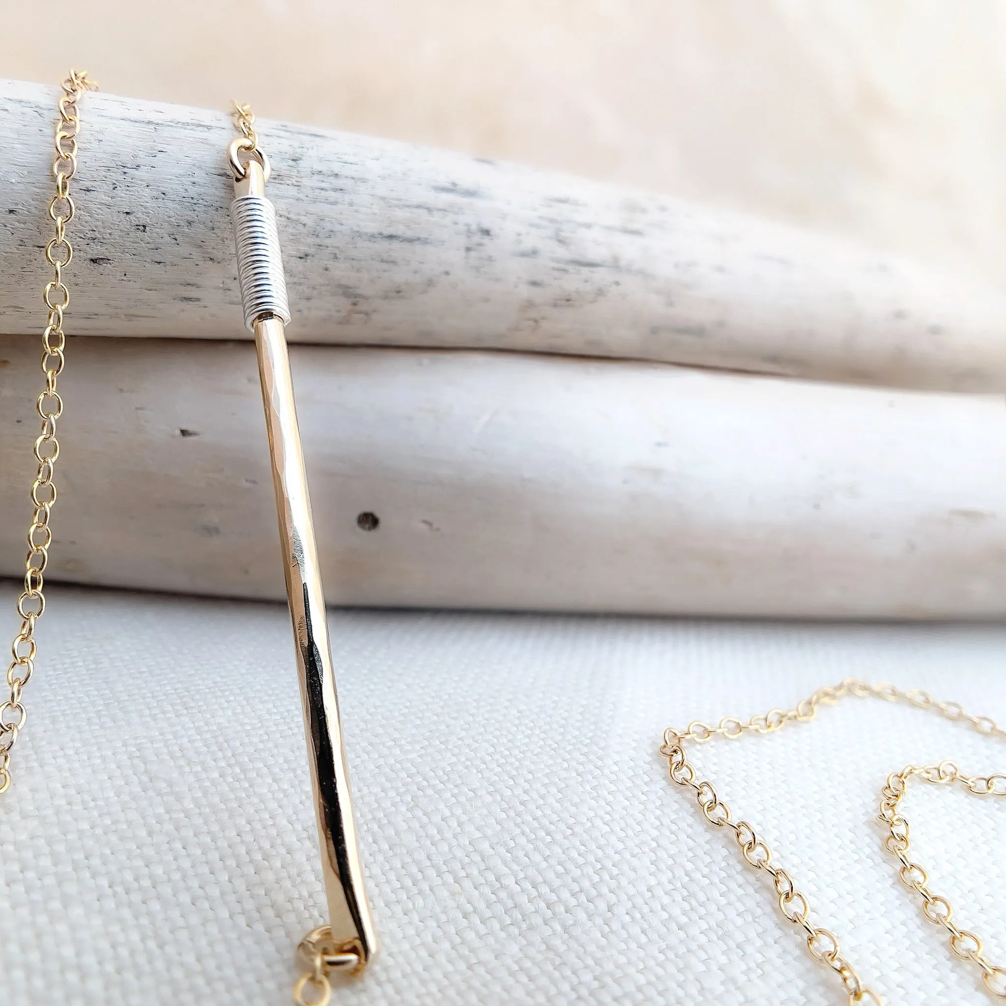 HELIX Bar Necklace