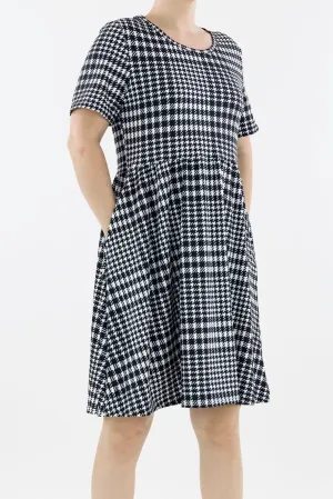 Houndstooth - Short Sleeve Skater Dress - Knee Length - Side Pockets