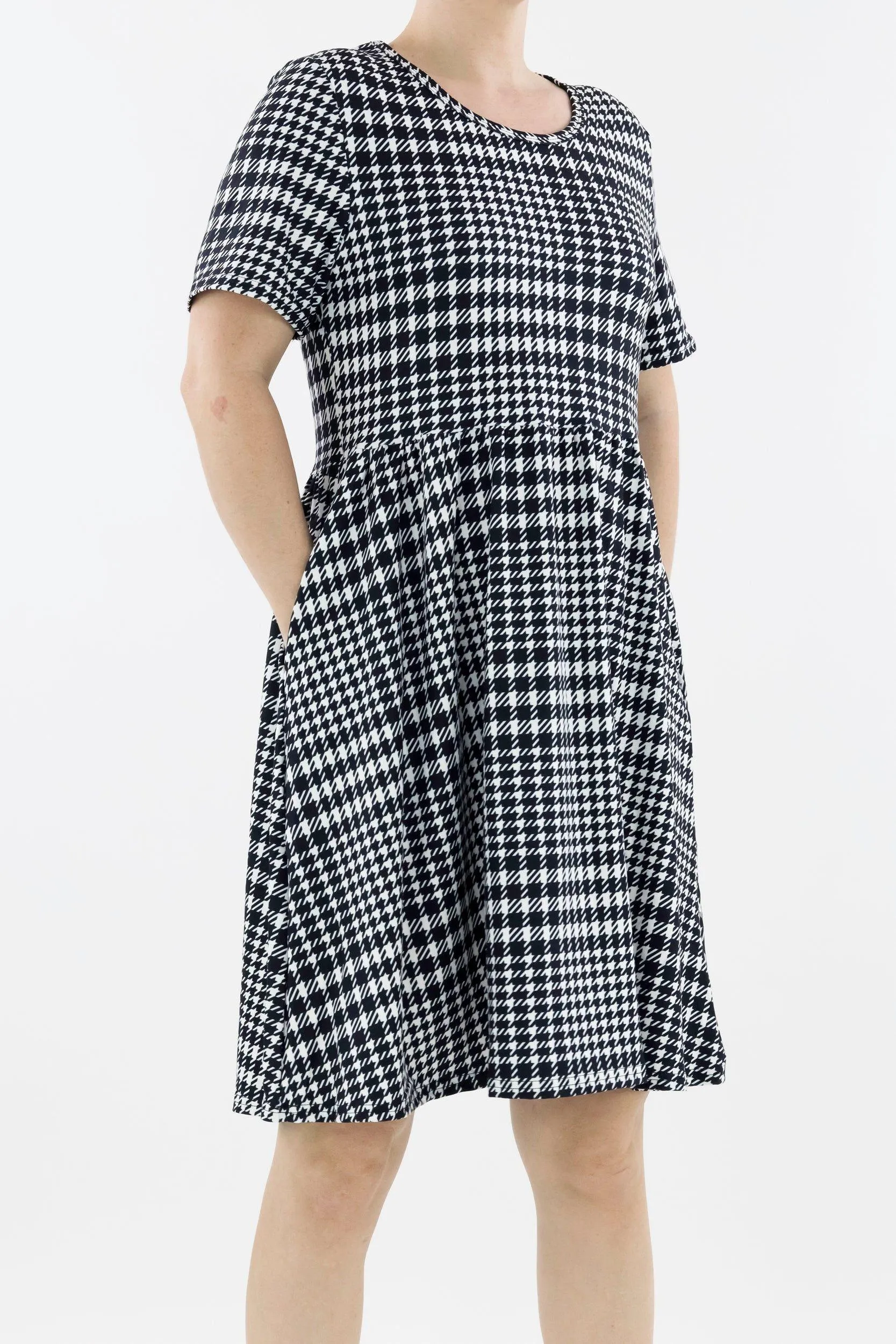 Houndstooth - Short Sleeve Skater Dress - Knee Length - Side Pockets