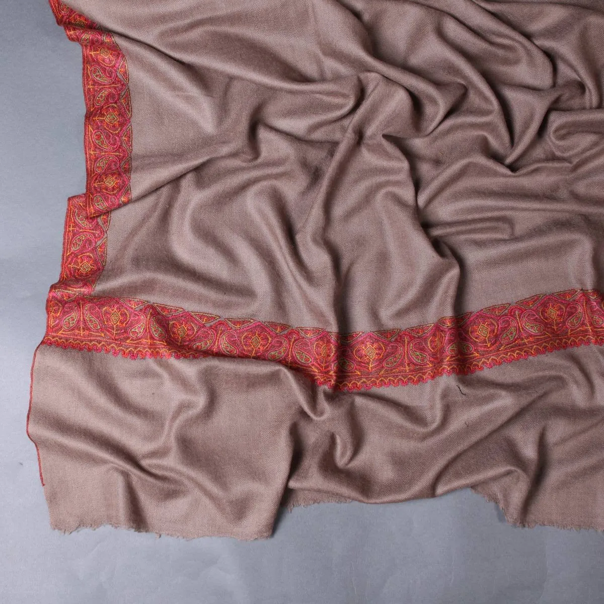 Khudrang sozni Embroidered Meemdoor Pashmina Shawl
