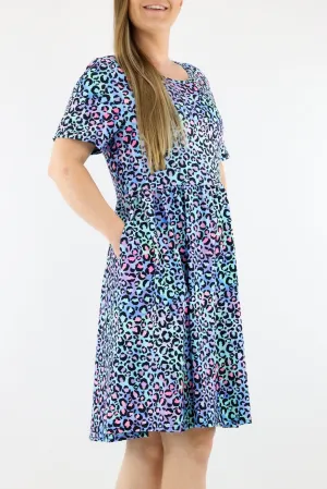Leopard Sherbert - Short Sleeve Skater Dress - Knee Length - Side Pockets