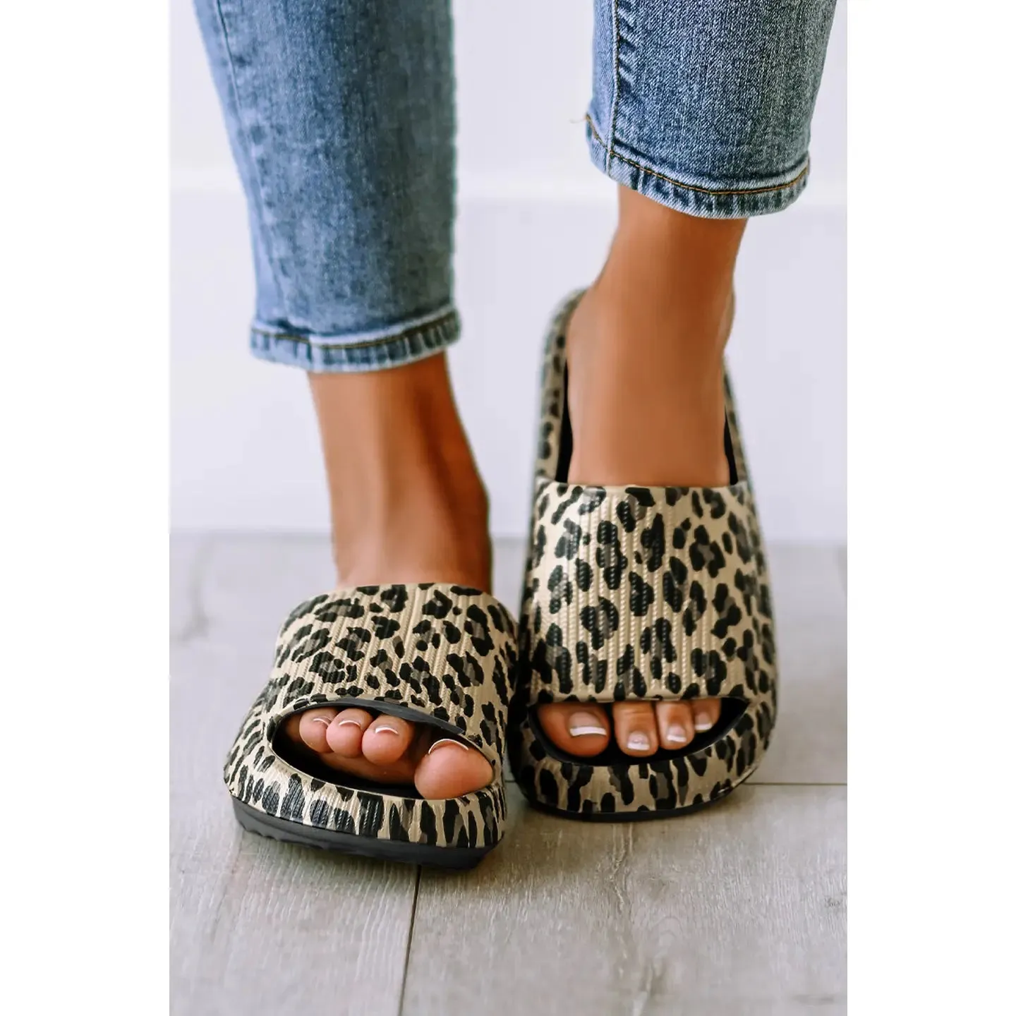 Leopard Slides