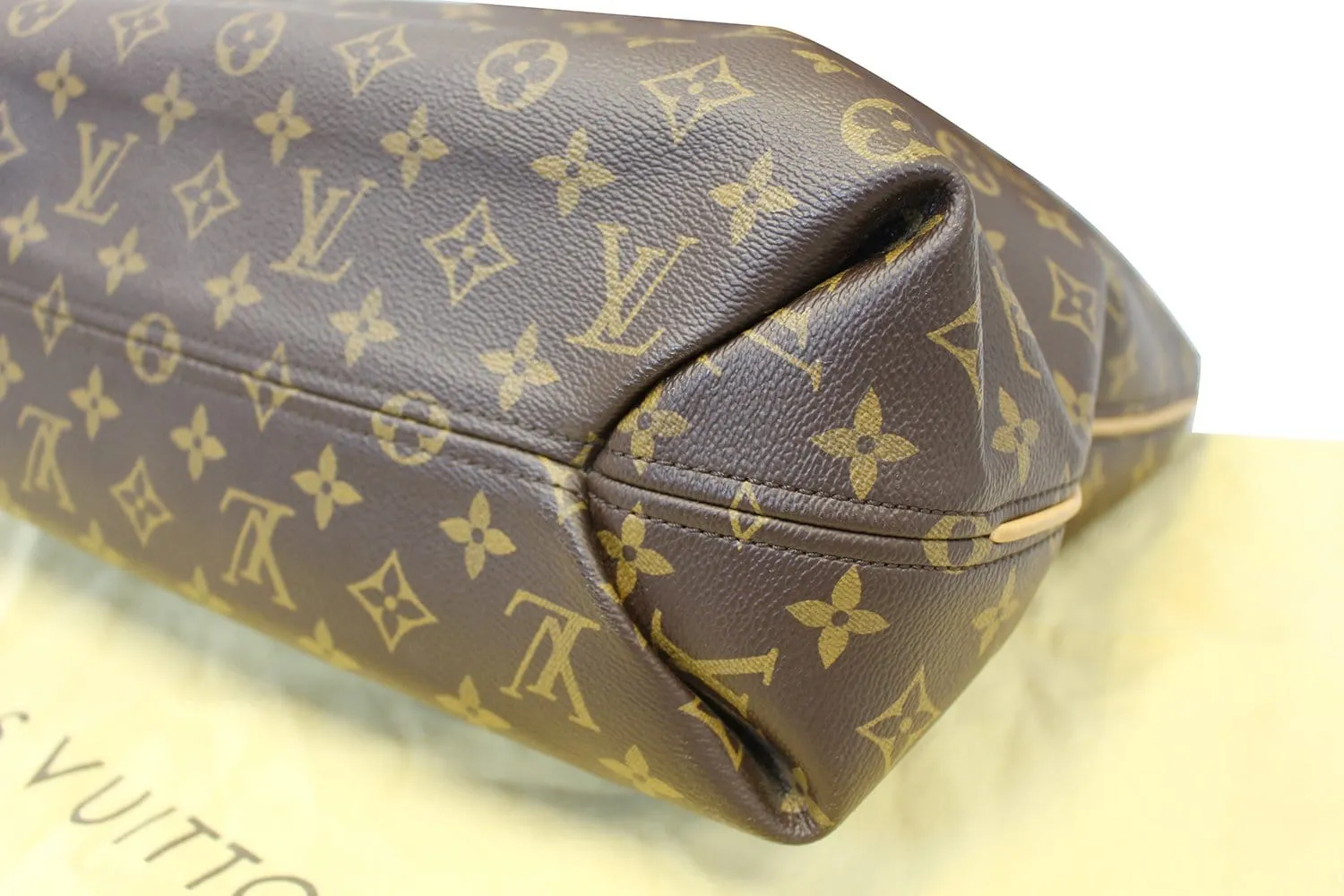 LOUIS VUITTON Monogram Canvas Sully MM Shoulder Bag